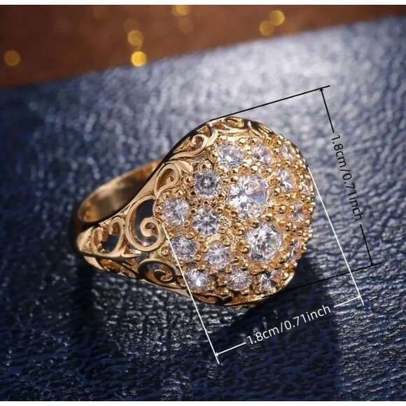 Gold Carved Band Domed CZs Ring Size 7 Pretty on Hand - Picture 5 of 6